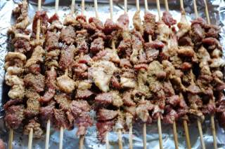 羊肉串撸起来的做法步骤：4