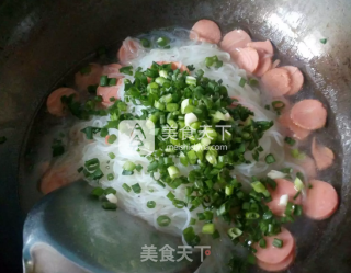 火腿肠煮米粉#2至3岁宝宝辅食#的做法步骤：6