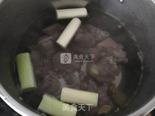 清香羊肉汤的做法步骤：5