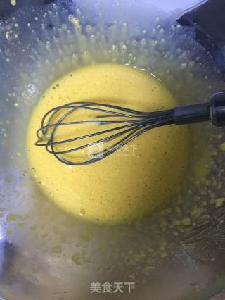 酸菜鸡蛋饼的做法步骤：2