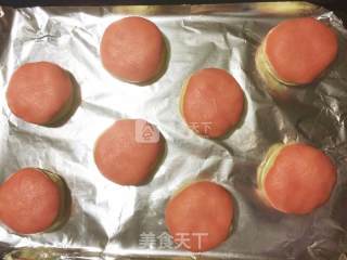 草莓奶酥菠萝包的做法步骤：20