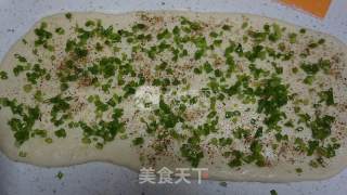超详细椒盐葱花花卷做法的做法步骤：12