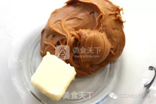 花生酱夹心巧克力的做法步骤：3