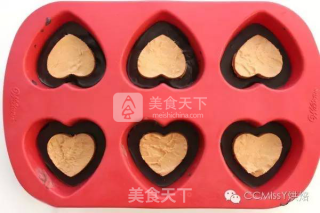 花生酱夹心巧克力的做法步骤：8