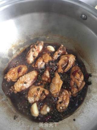 可口鸡翅的做法步骤：2