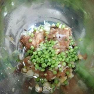 黑木耳豆角云吞的做法步骤：3