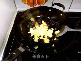 木耳炒鸡蛋的做法步骤：8
