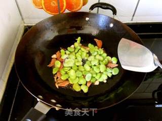 腊肉炒蚕豆的做法步骤：8