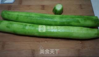 丝瓜炒鸡蛋的做法步骤：2