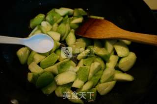 丝瓜炒鸡蛋的做法步骤：7