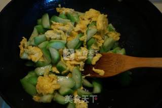 丝瓜炒鸡蛋的做法步骤：9