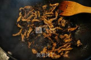 肉丝圆白菜炒面的做法步骤：11