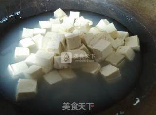【麻婆豆腐】川菜经典的做法步骤：2