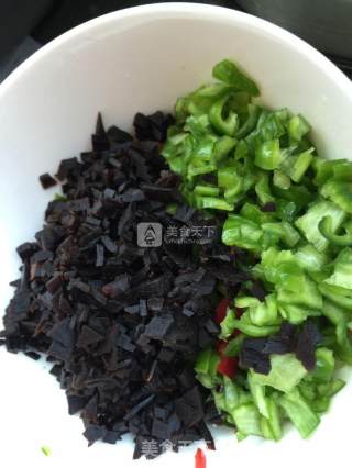 三色咸菜，肉馅炒咸菜的做法步骤：3