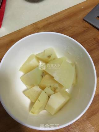 脆皮土豆红烧肉的做法步骤：3