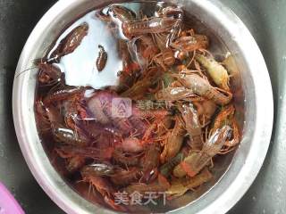 香辣小龙虾的做法步骤：2