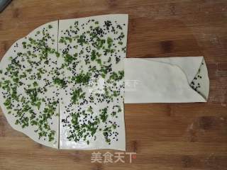 葱香芝麻酥饼的做法步骤：11