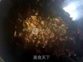 火腿笋干炒木耳的做法步骤：6