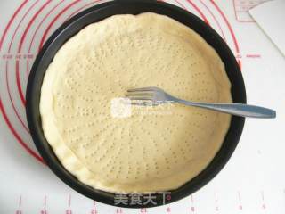 红肠蔬菜披萨的做法步骤：6