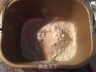 热狗面包的做法步骤：1