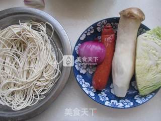 火腿焗面的做法步骤：1