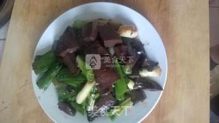葱爆猪血的做法步骤：5