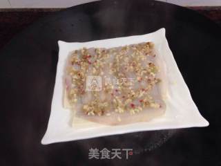 豆腐鱼蒸豆腐的做法步骤：7