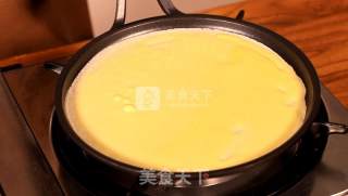 家有平底锅 就能做的美味甜品—芒果班戟的做法步骤：8