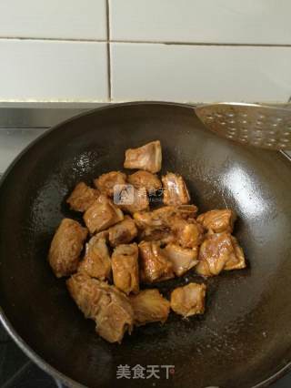 排骨炖油豆角的做法步骤：5