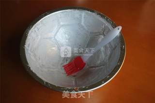 香蕉牛奶蒸蛋糕的做法步骤：1