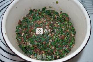 猪肉韭菜大馄饨的做法步骤：10