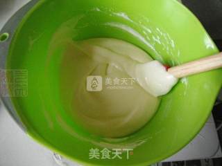 草莓慕斯蛋糕的做法步骤：4