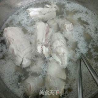 三杯排骨的做法步骤：2