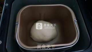 葱香肉松手撕面包的做法步骤：7