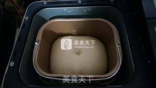 葱香肉松手撕面包的做法步骤：8