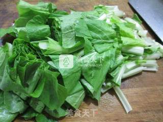 小白菜花蛤汤的做法步骤：2