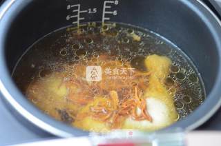 虫草花炖鸡汤的做法步骤：9