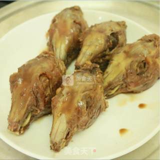成都麻辣兔头的做法步骤：4