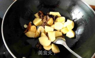肉蘑炖牛肉的做法步骤：4