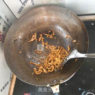 青椒炒肉丝的做法步骤：4
