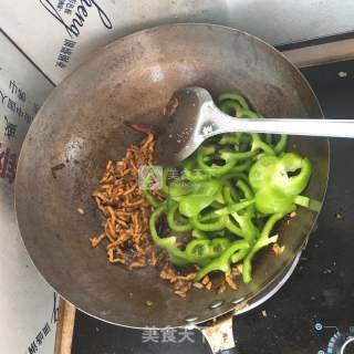 青椒炒肉丝的做法步骤：5