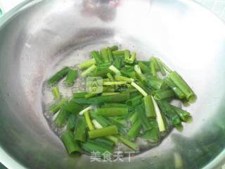 【海米葱油拌面】的做法步骤：3
