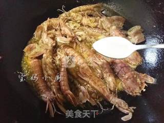 吮指孜然蒜味皮皮虾的做法步骤：9