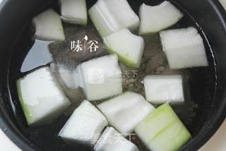 冬瓜薏米排骨汤的做法步骤：5
