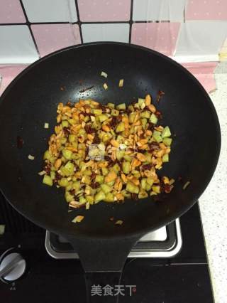 简做宫保鸡丁的做法步骤：8