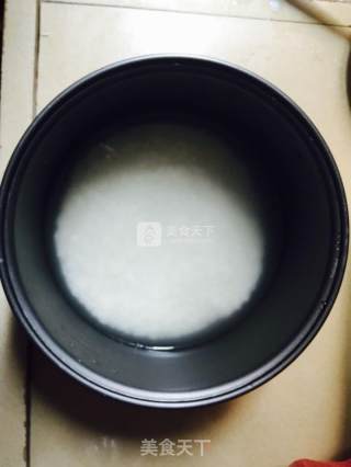 香菇土豆焖饭的做法步骤：1