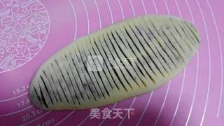 最适合新手的【豆沙毛毛虫面包】的做法步骤：5