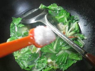 螃蟹小白菜汤的做法步骤：6