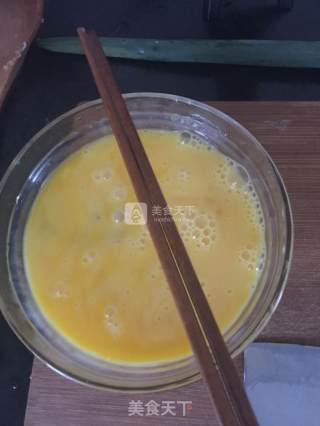 酱炒鸡蛋的做法步骤：1