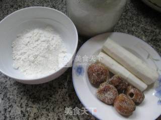 蜜枣山药面疙瘩的做法步骤：1